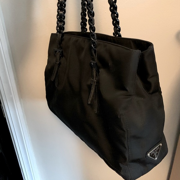 prada chain strap shoulder bag